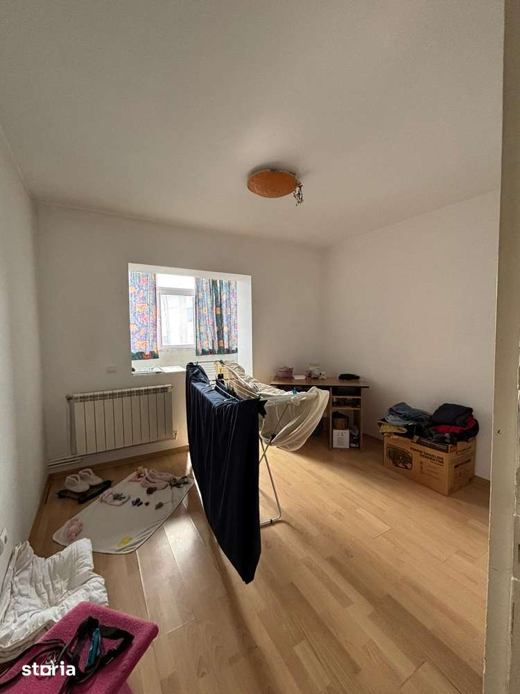 Apartament 3 camere, etaj 4, 72 mp, decomandat, Slatina - OLT — fotografia 3