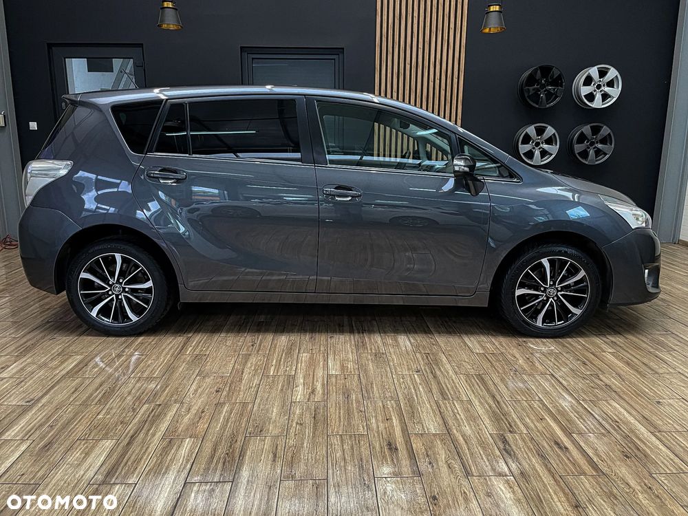 Toyota Verso 1.8 Premium 7os EU6 - 7