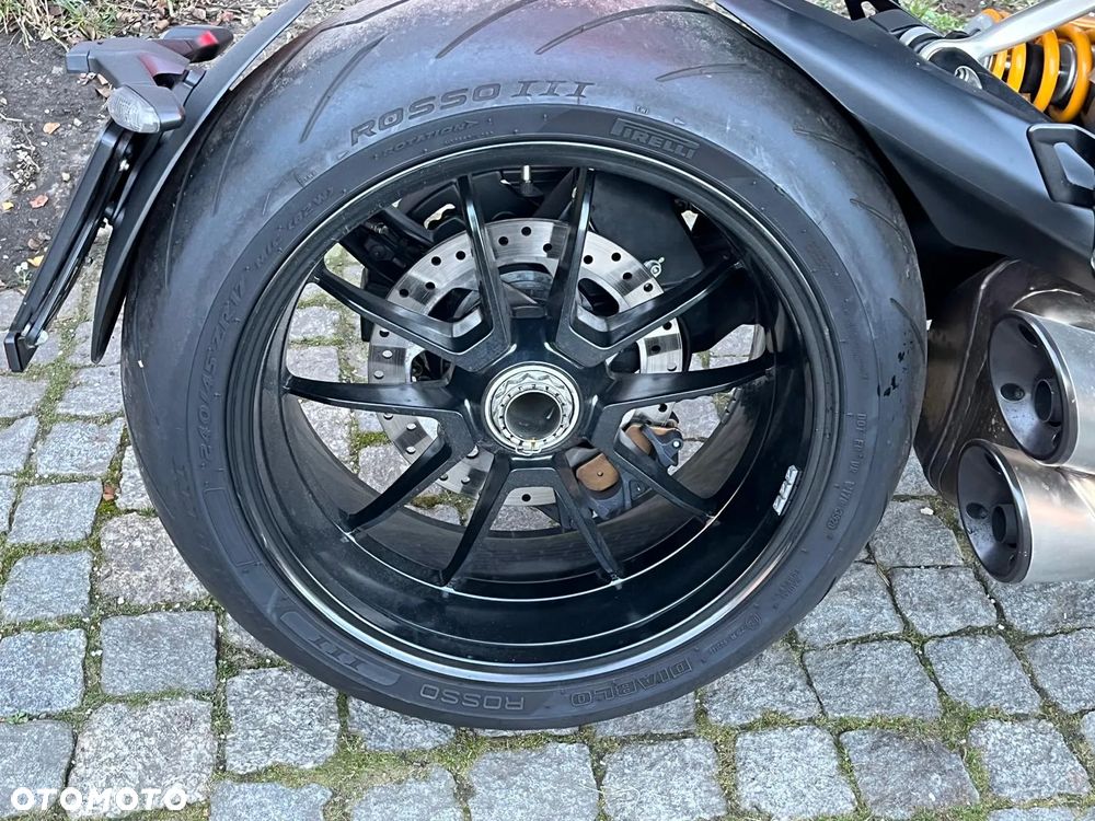 Ducati Diavel - 21