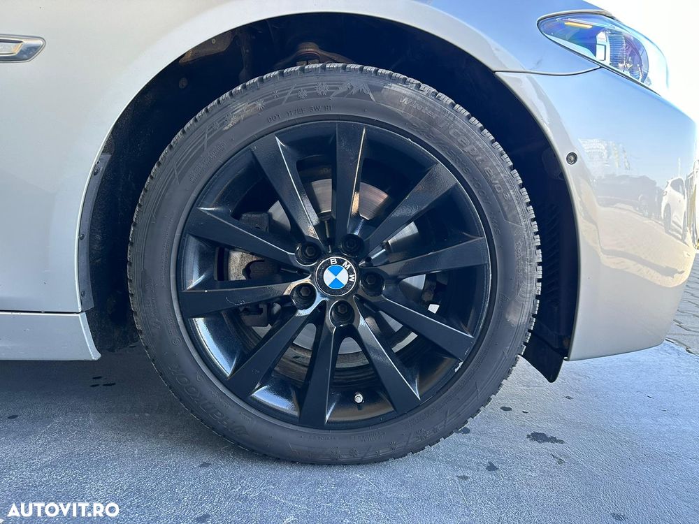 BMW Seria 5 520d xDrive AT - 9