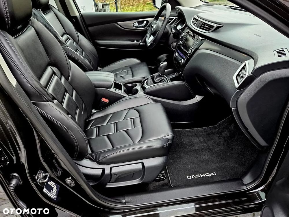 Nissan Qashqai 1.3 DIG-T Tekna DCT - 24