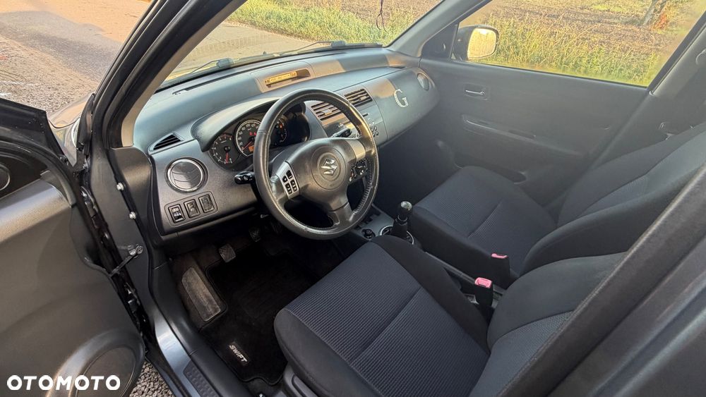 Suzuki Swift - 7
