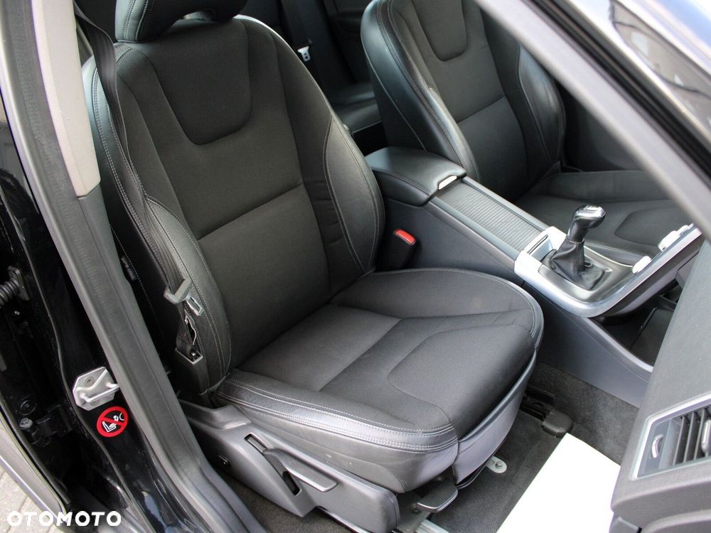 Volvo XC 60 D4 Drive-E Kinetic - 19
