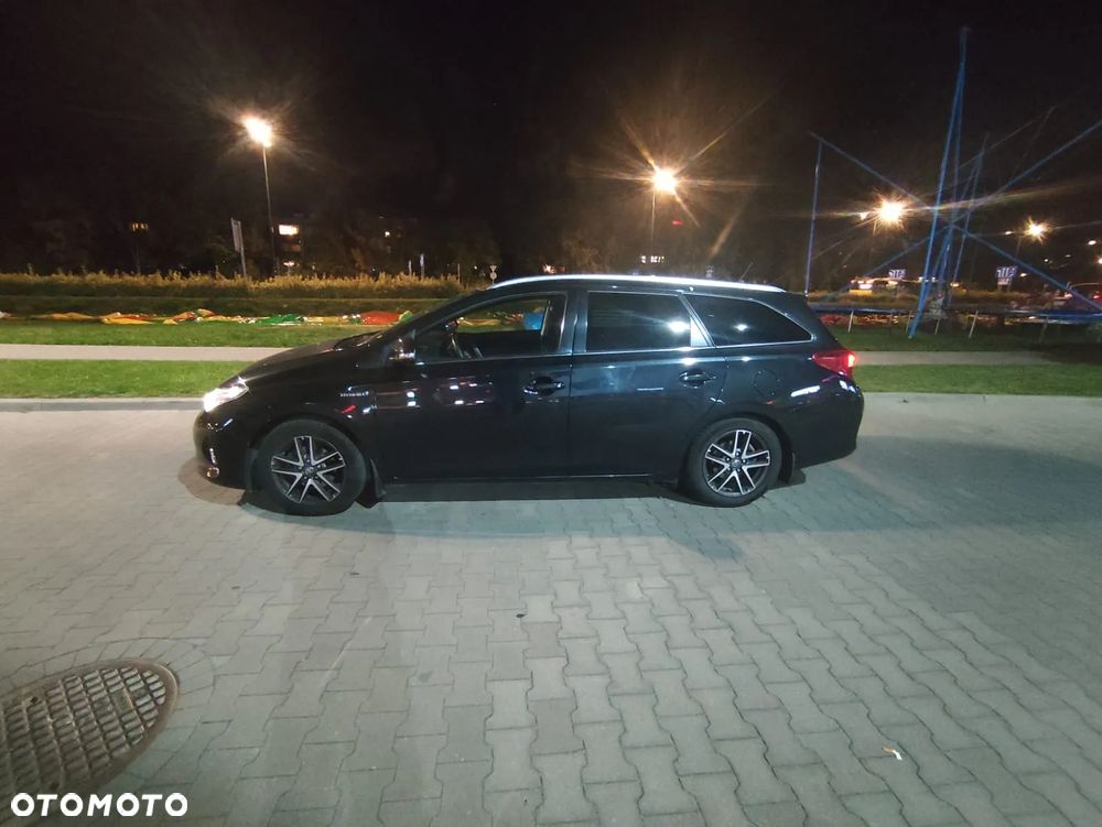 Toyota Auris ver-hybrid-135-premium - 1