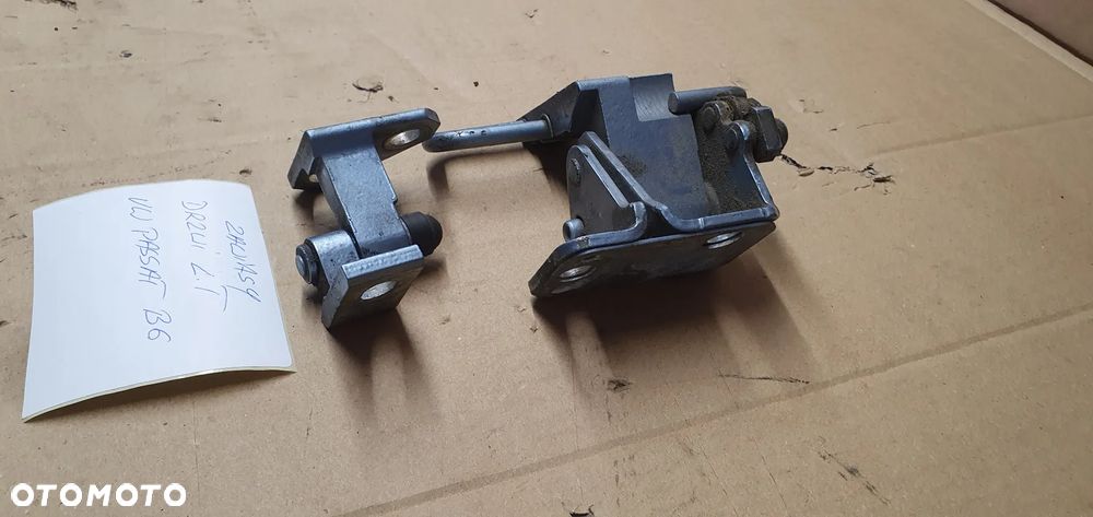 Zawias zawiasy drzwi lewy tył para VW Passat B6 - 3