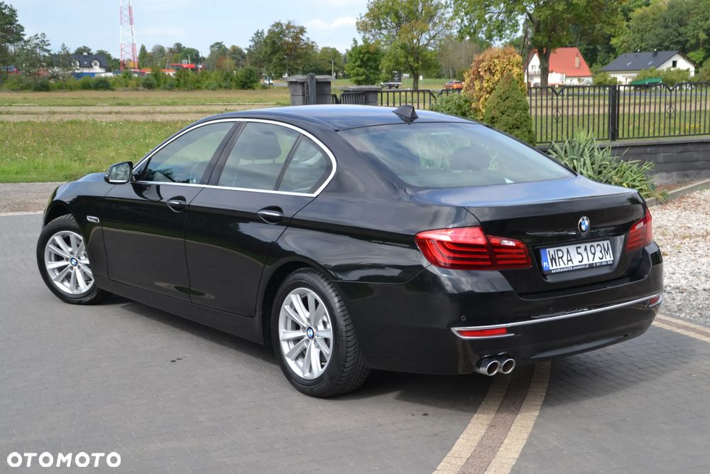 BMW Seria 5 520d Luxury Line - 25