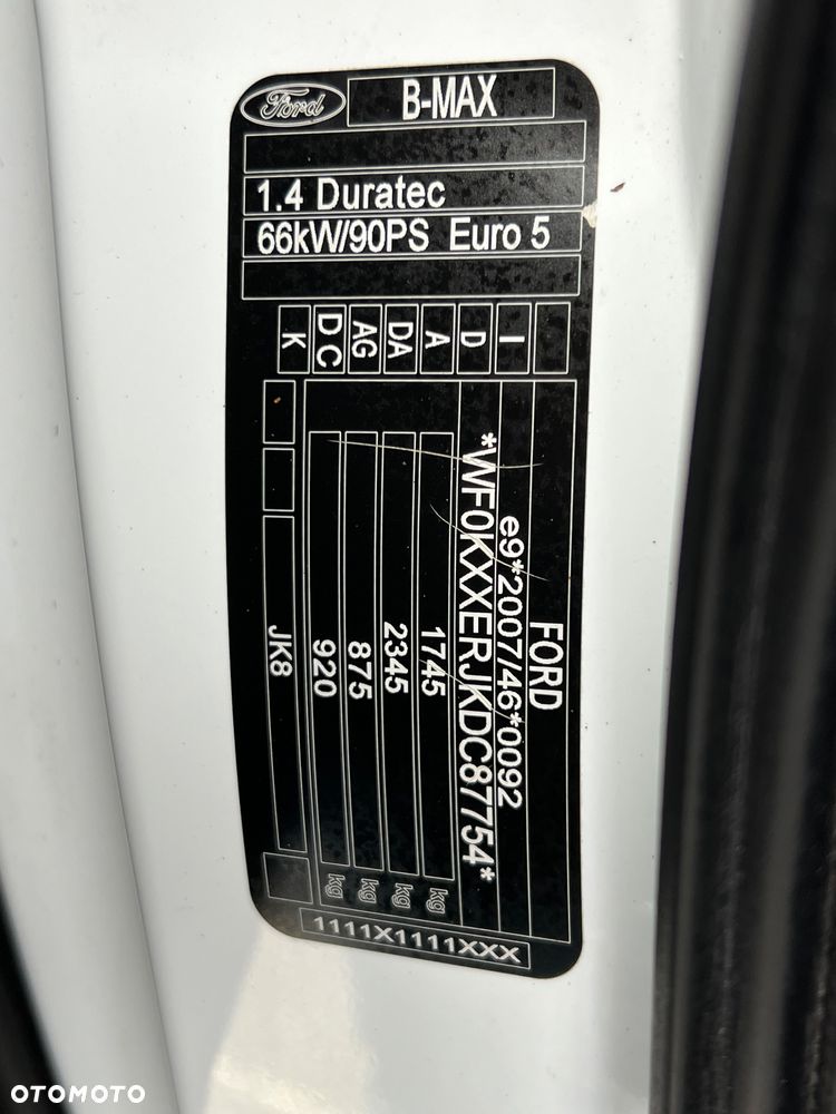 Ford B-MAX 1.4 Titanium - 35