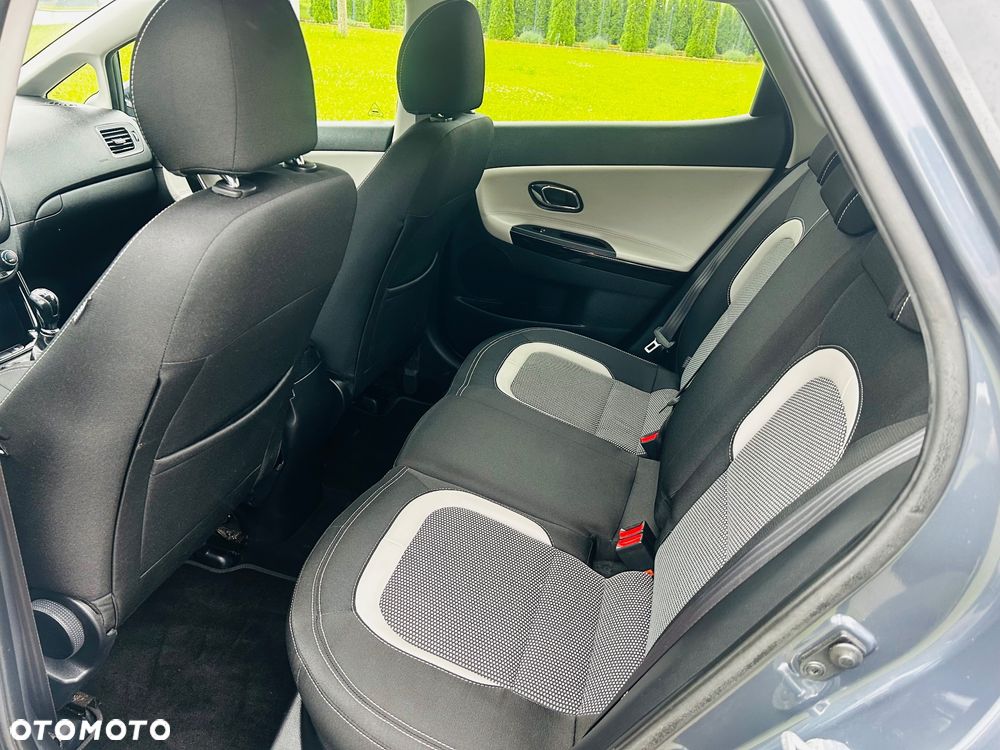 Kia Ceed 1.6 CRDi 136 ISG Dream Team Edition - 20