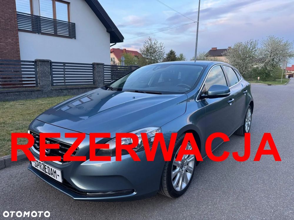 Volvo V40 D2 Summum - 1