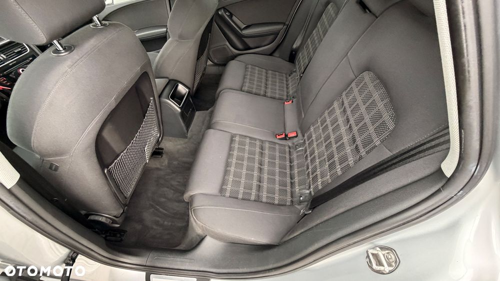 Audi A4 Avant 2.0 TDI - 10