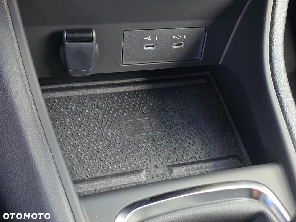 Renault Captur 1.3 TCe mHEV Techno EDC - 22