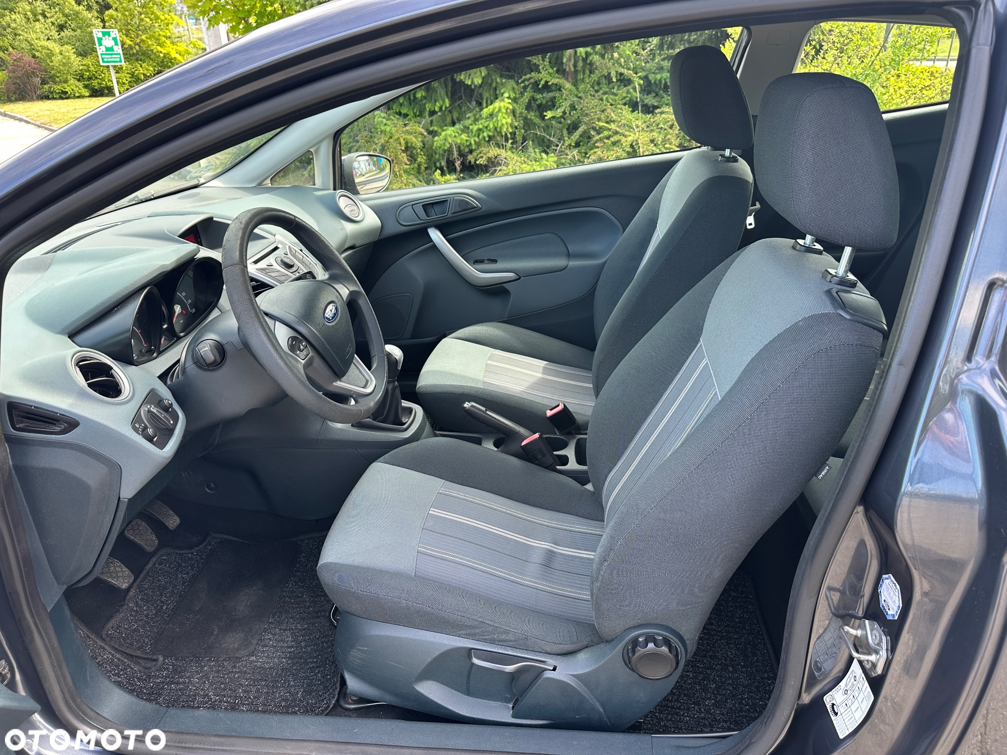 Ford Fiesta 1.25 Silver X (Ambiente) - 11