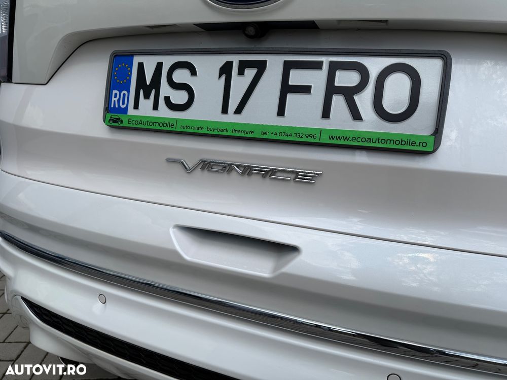 Ford Kuga 2.0 TDCi 4WD Powershift Vignale - 14