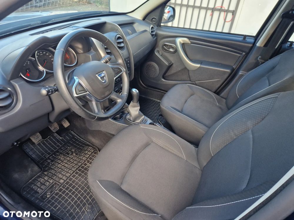 Dacia Duster 1.6 SCe Laureate S&S - 7