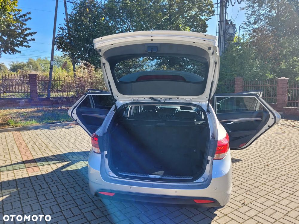 Hyundai i40 1.7 CRDi Comfort DCT - 12