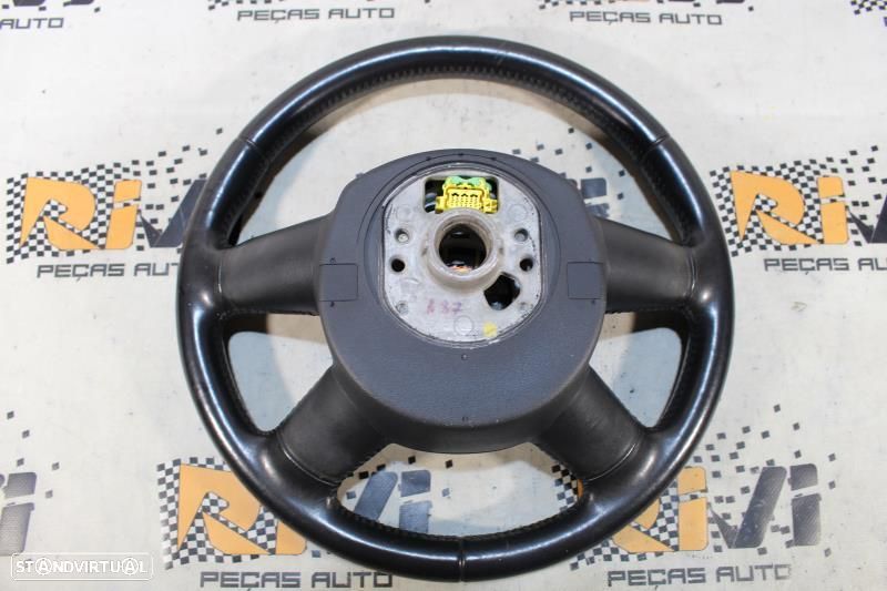 Volante Audi A4 (8K2, B8)  Volante Audi A3 8P / A4 B6 B7 B8 / A5 8T / - 8