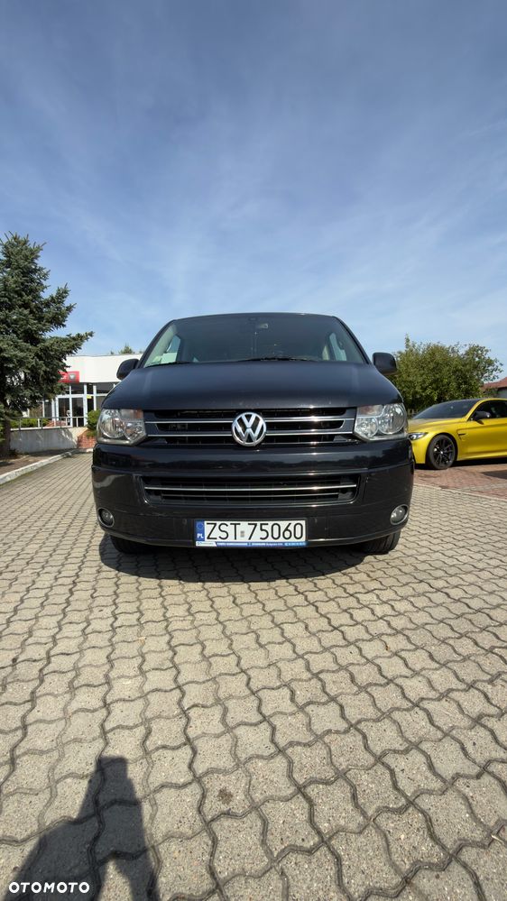 Volkswagen Multivan - 4
