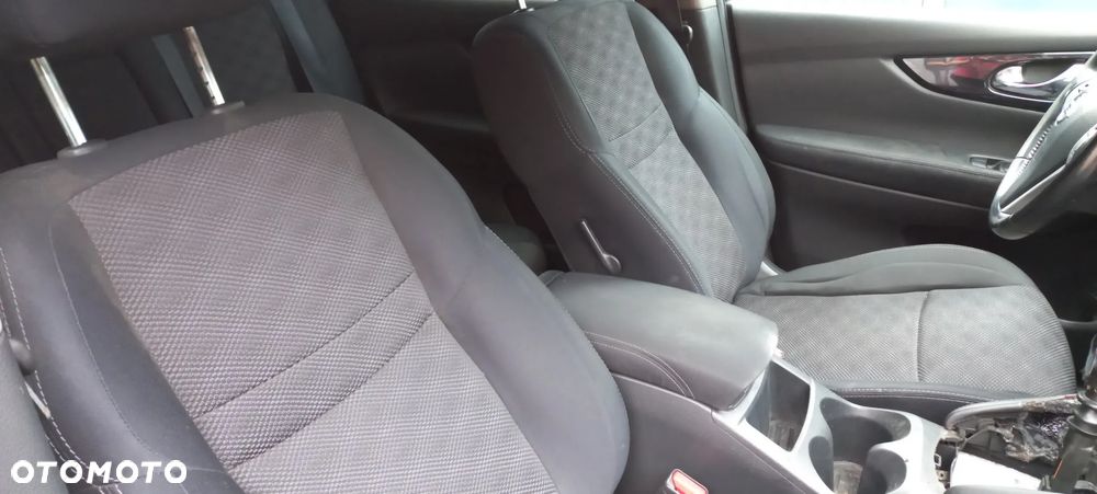 Nissan Qashqai 1.6 DCi Tekna EU6 - 11