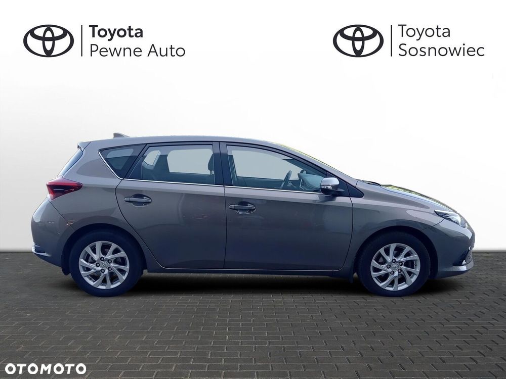 Toyota Auris - 7