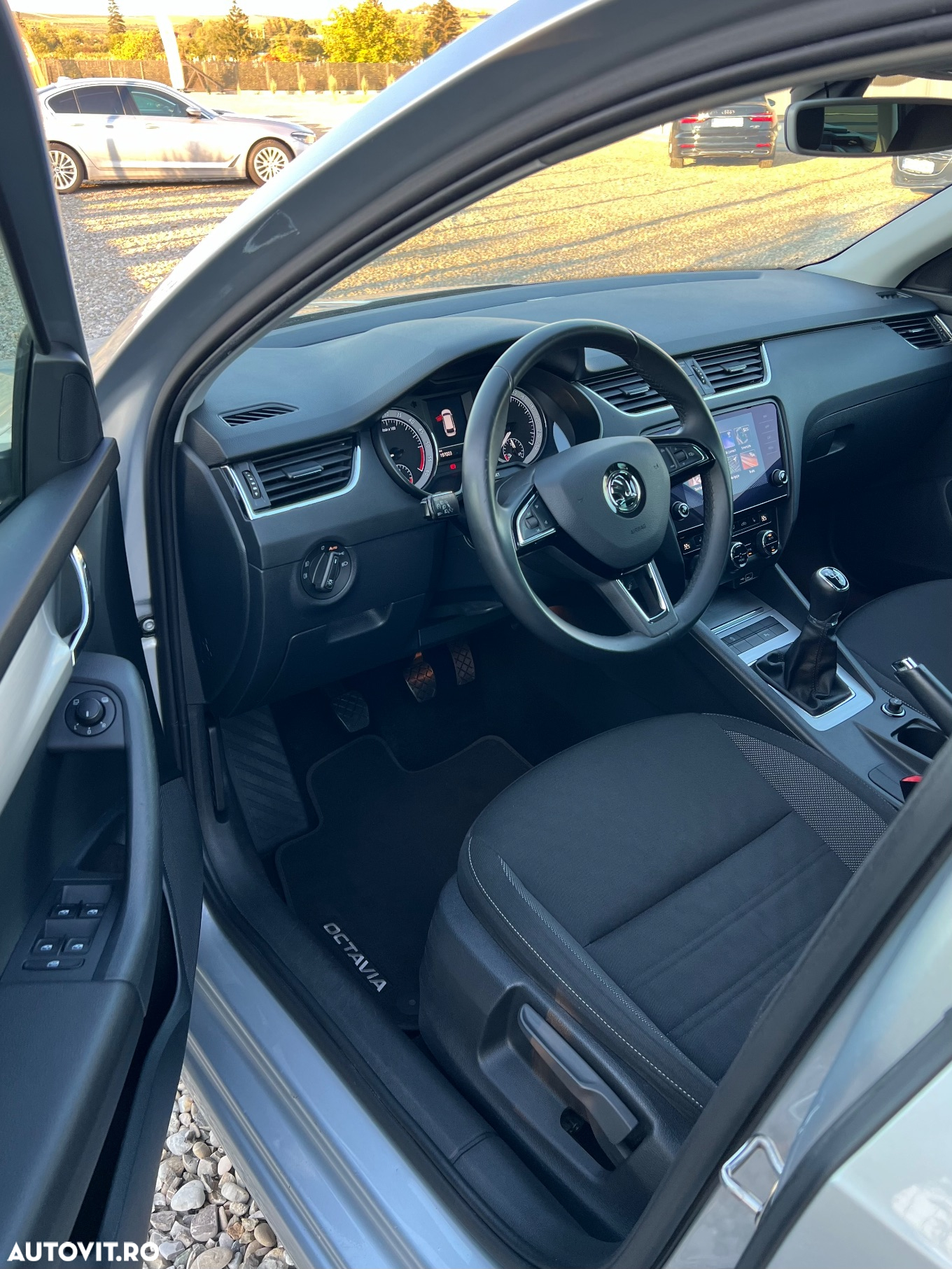 Skoda Octavia Combi Diesel 1.6 TDI Ambition - 11