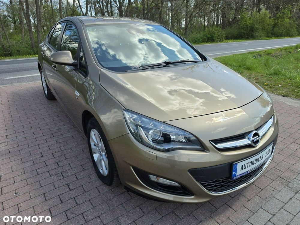 Opel Astra - 11