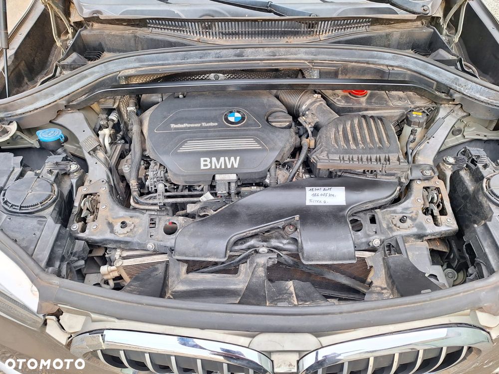 BMW X1 sDrive18d Sport Line - 11