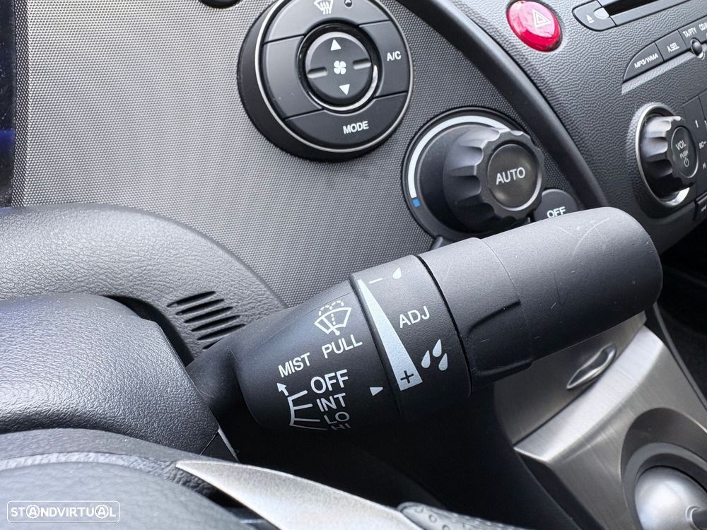 Honda Civic 1.4 i-VTEC Sport - 35
