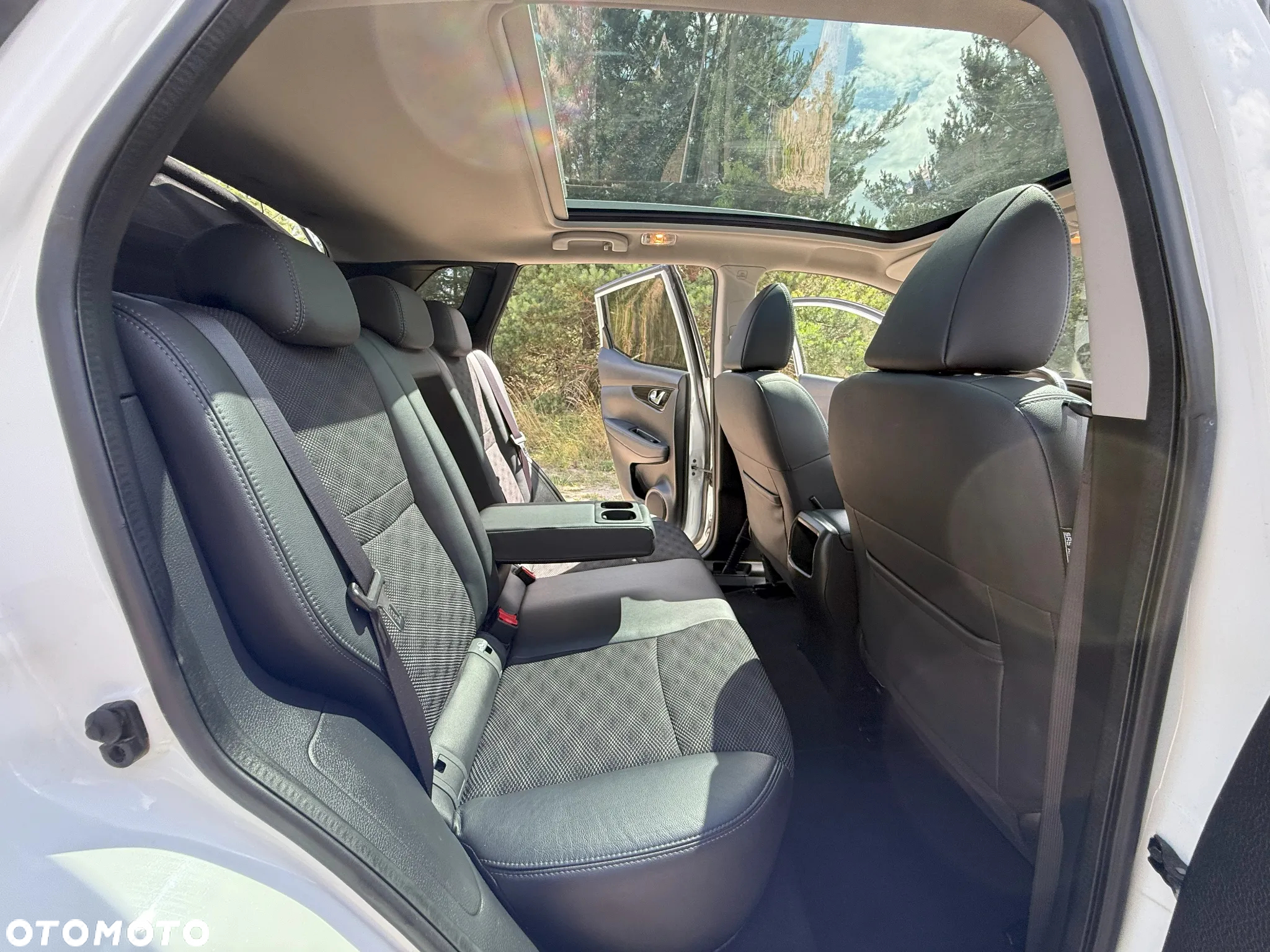 Nissan Qashqai 1.6 DCi Acenta Xtronic EU6 - 32
