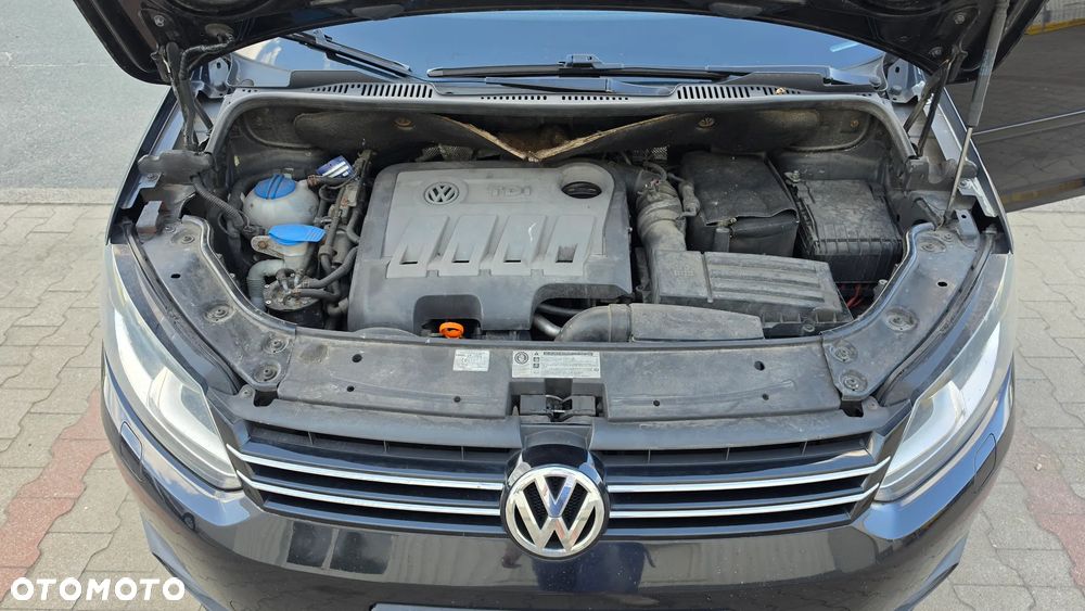 Volkswagen Touran 2.0 TDI DPF DSG Comfortline - 27