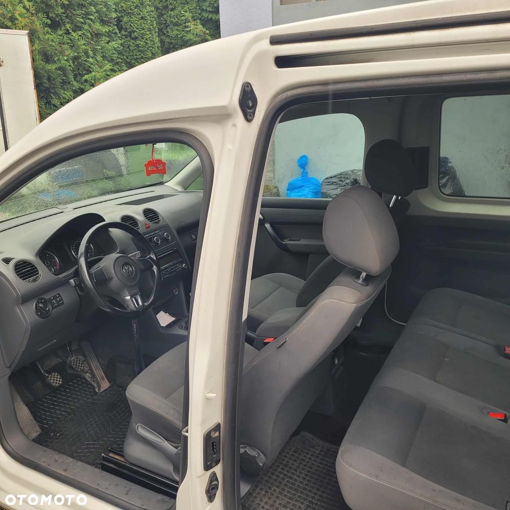 Volkswagen Caddy 1.6 TDI Comfortline - 11