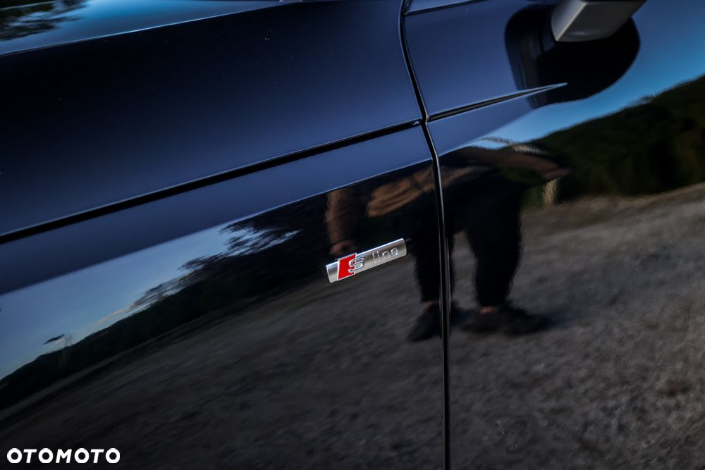 Audi A4 Avant 40 TDI S tronic S line - 14
