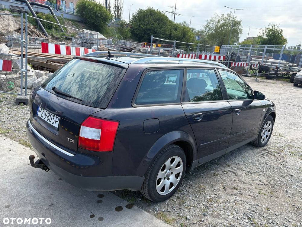 Audi A4 Avant - 4