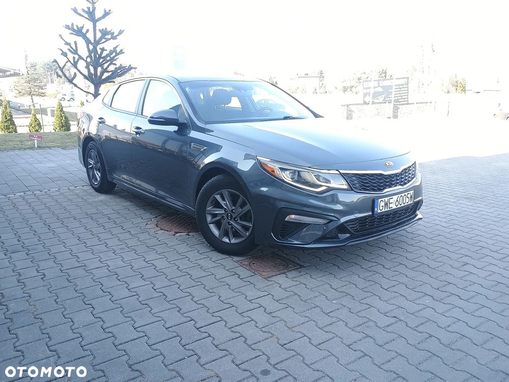 Kia Optima - 21
