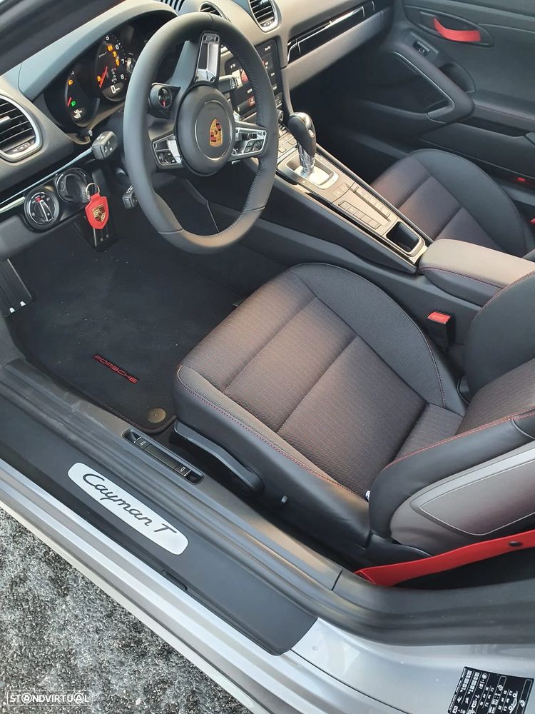 Porsche 718 Cayman T PDK - 4