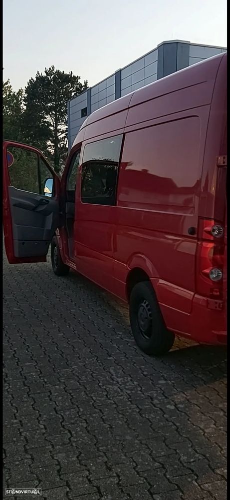VW Grand California Crafter 2.5 TDI Autocaravana - 14