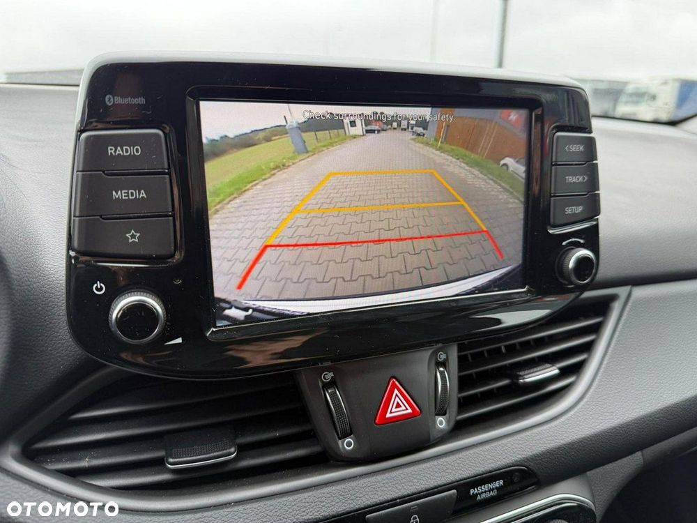 Hyundai i30 1.5 Pure - 22