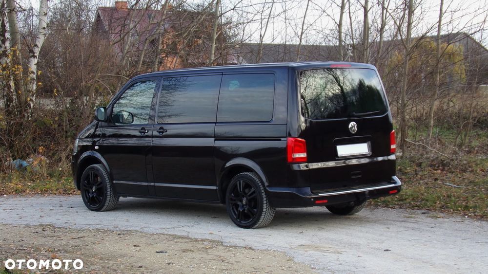 Volkswagen Multivan - 11