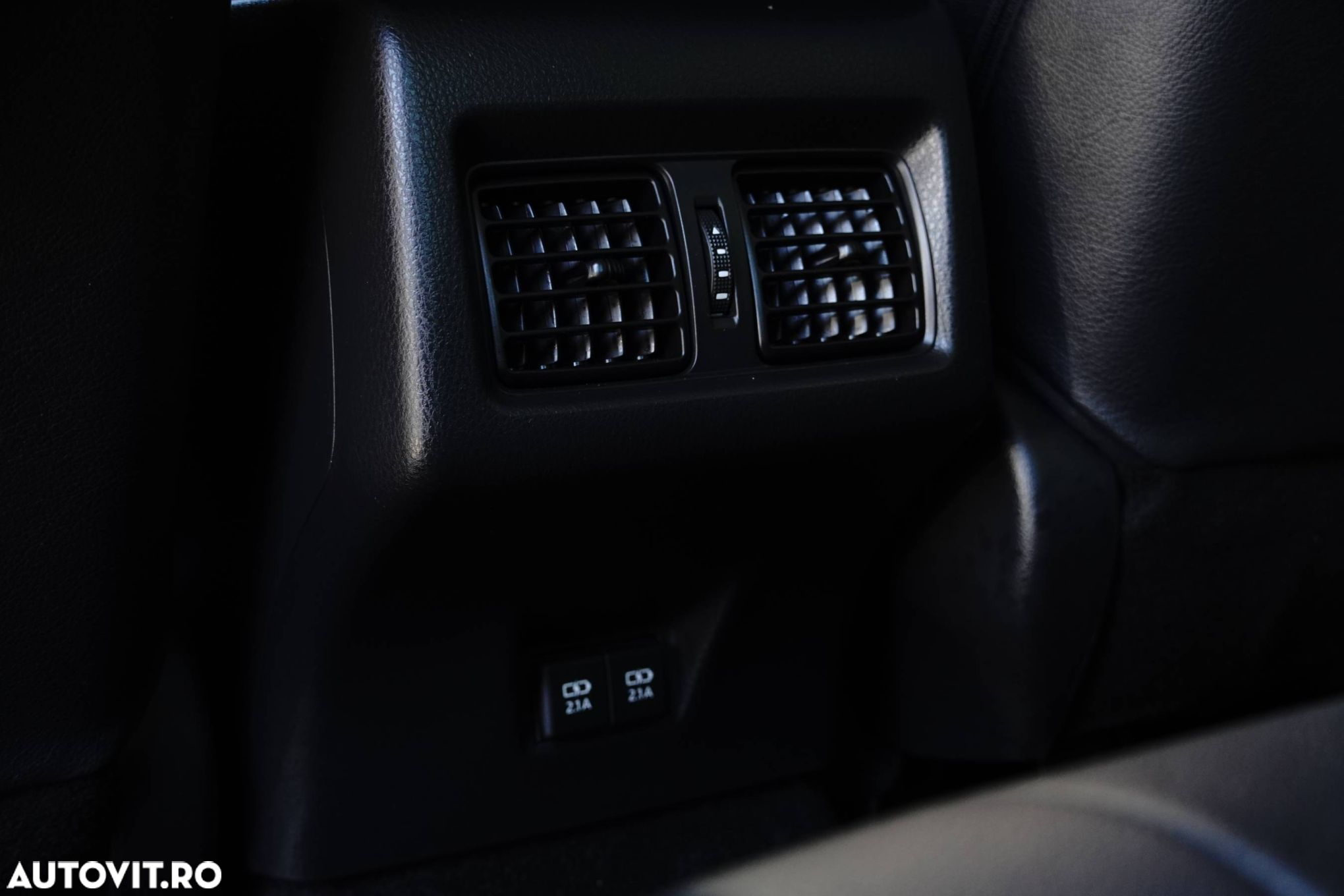 Toyota Camry - 11