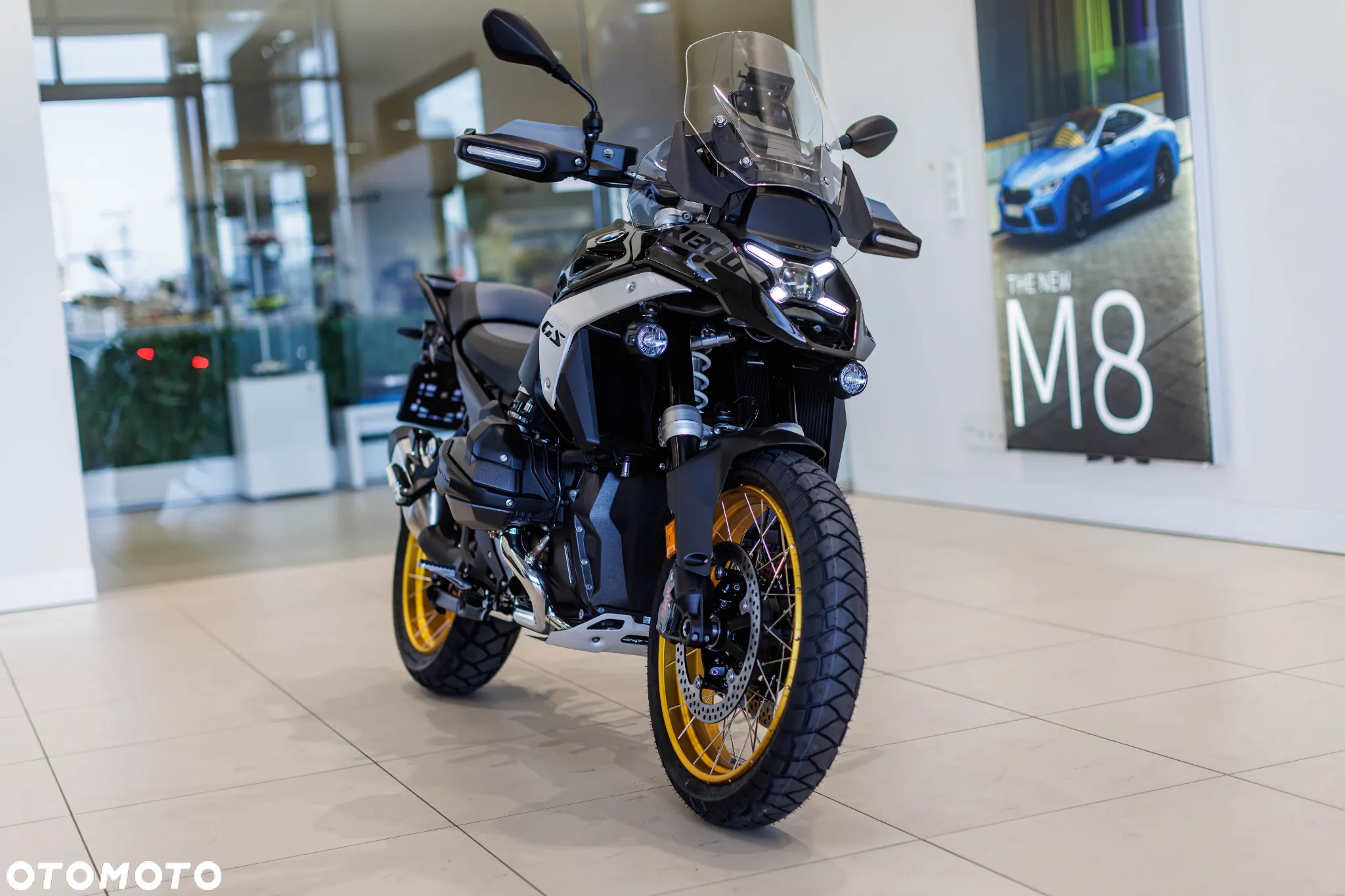 BMW R - 4