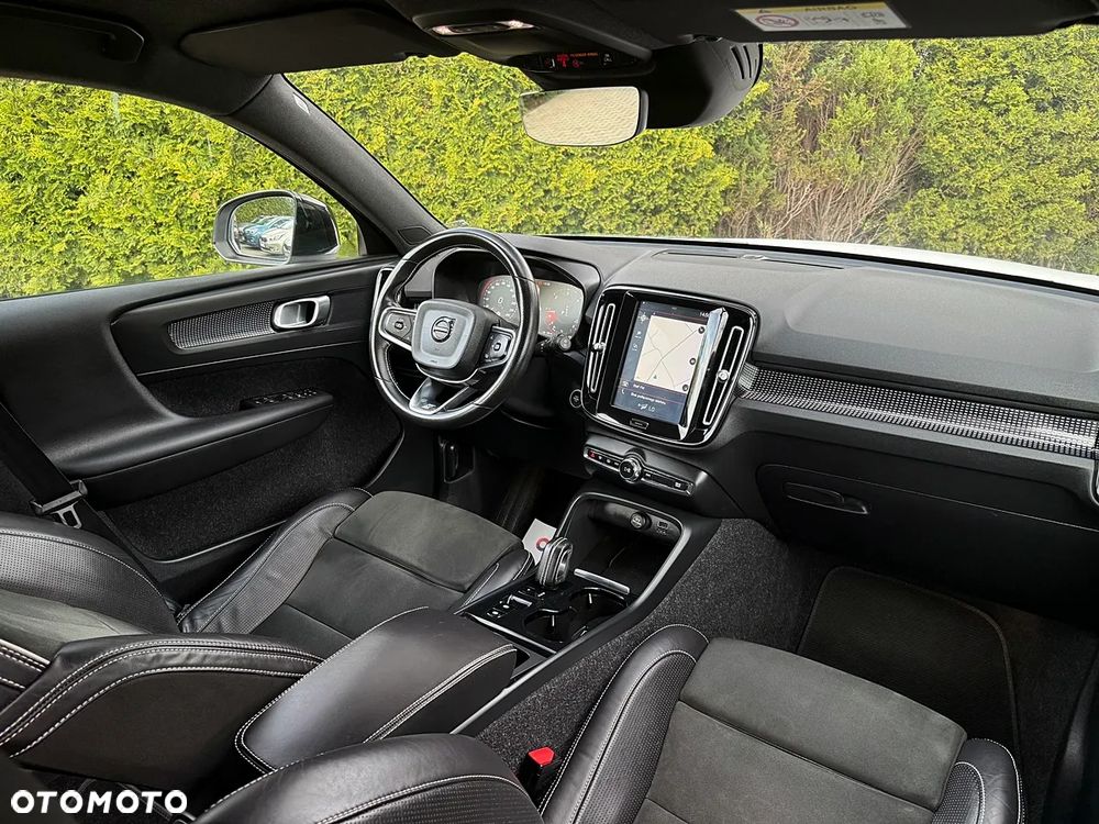 Volvo XC 40 D3 R-Design - 4