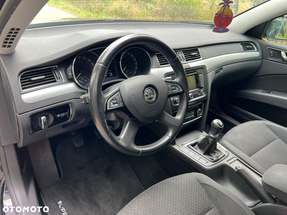 Skoda Superb 2.0 TDI Business - 20
