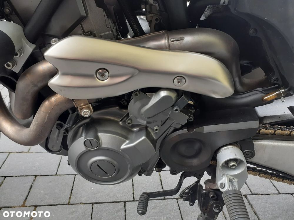 Yamaha MT - 18