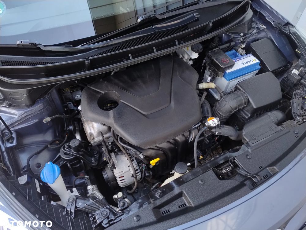 Hyundai i30 1.6 Trend - 26