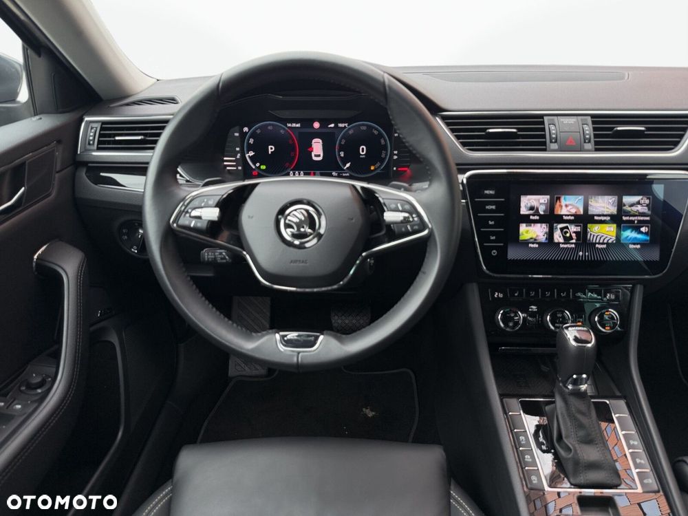 Skoda Superb 2.0 TDI SCR L&K DSG - 21