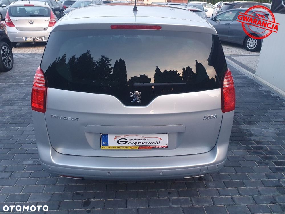 Peugeot 5008 - 9