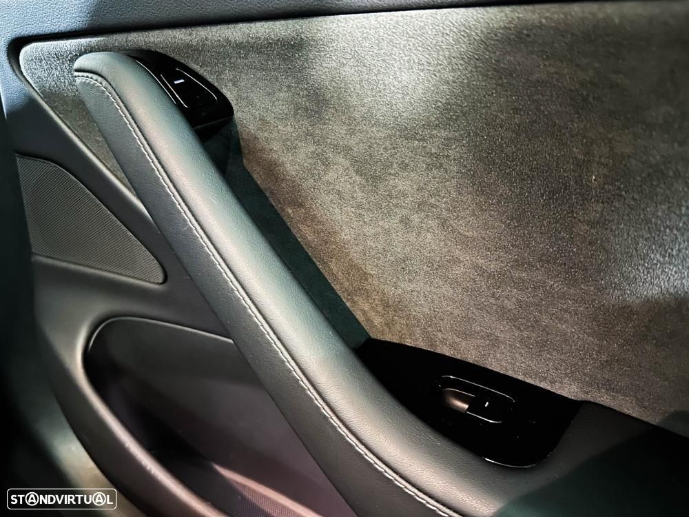 Tesla Model 3 Performance Dual Motor AWD - 28
