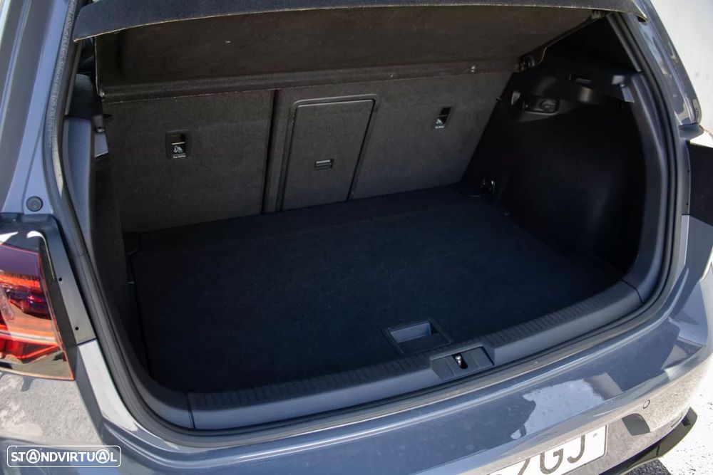 VW Golf 2.0 TSI GTi TCR DSG - 40