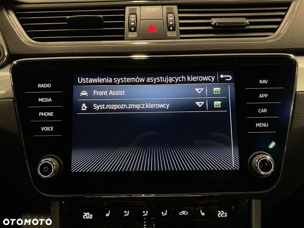 Skoda Superb 2.0 TDI SCR Ambition DSG - 29