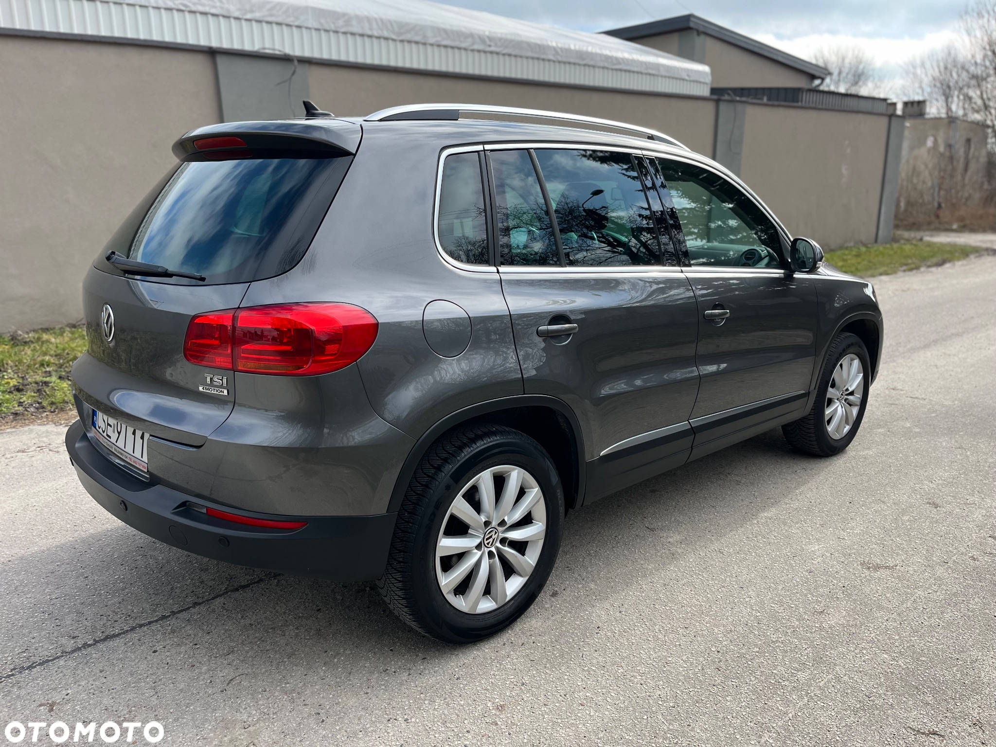 Volkswagen Tiguan 1.4 TSI 4Motion Exclusive - 4