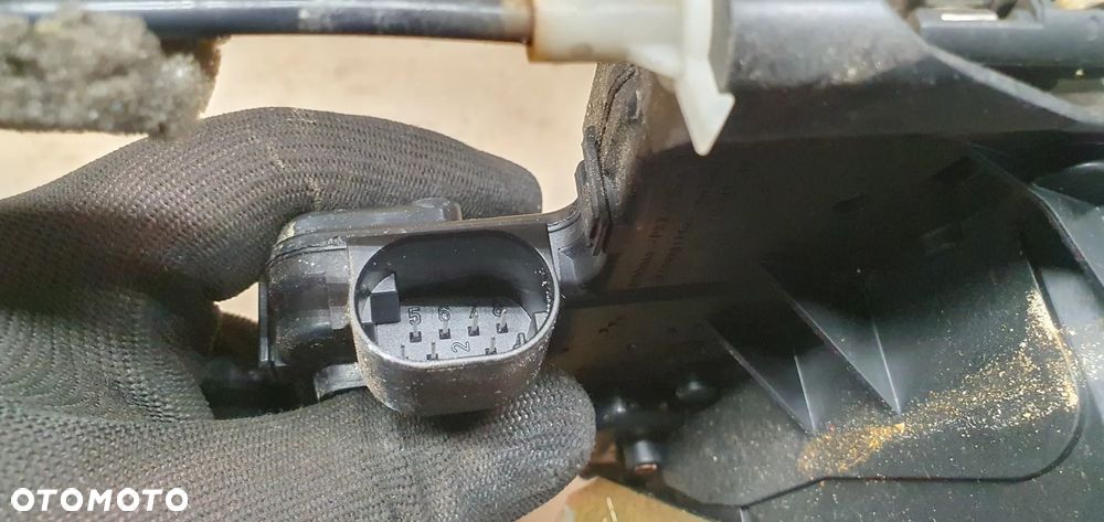 Zamek drzwi prawy tył tylny BMW E46 8196034 - 5